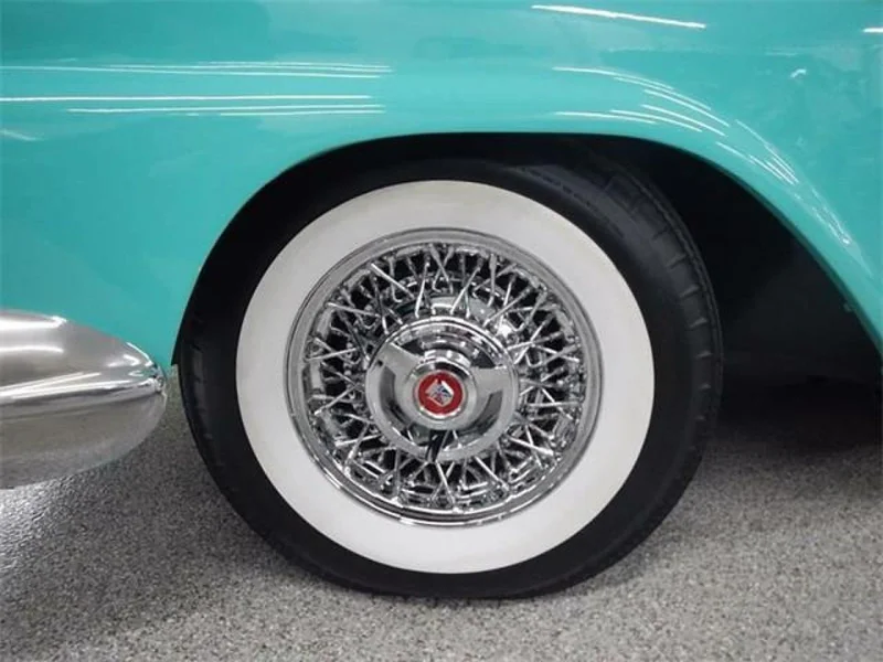 1959 Ford Galaxie Sunliner 12