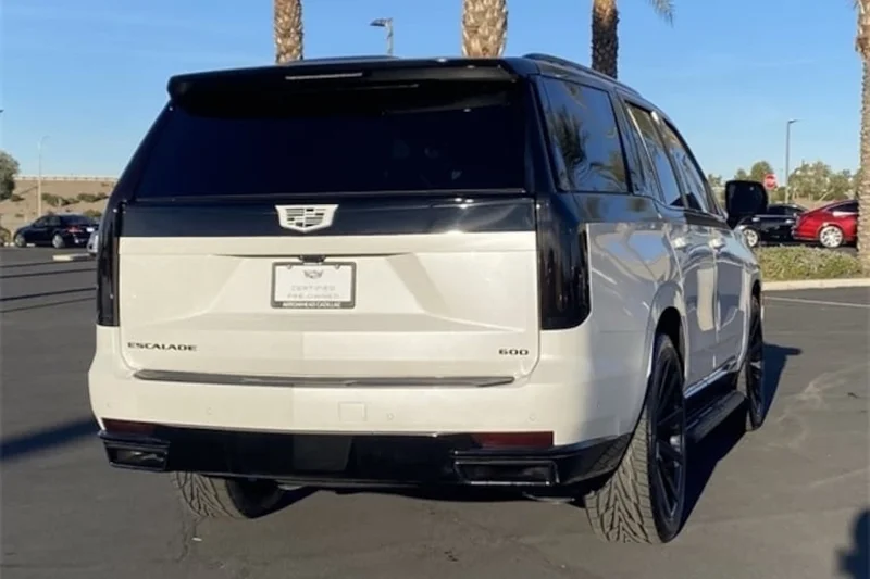 2021 Cadillac Escalade Sport Platinum 4