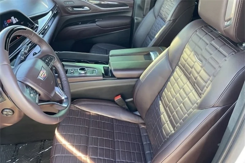 2021 Cadillac Escalade Sport Platinum 8