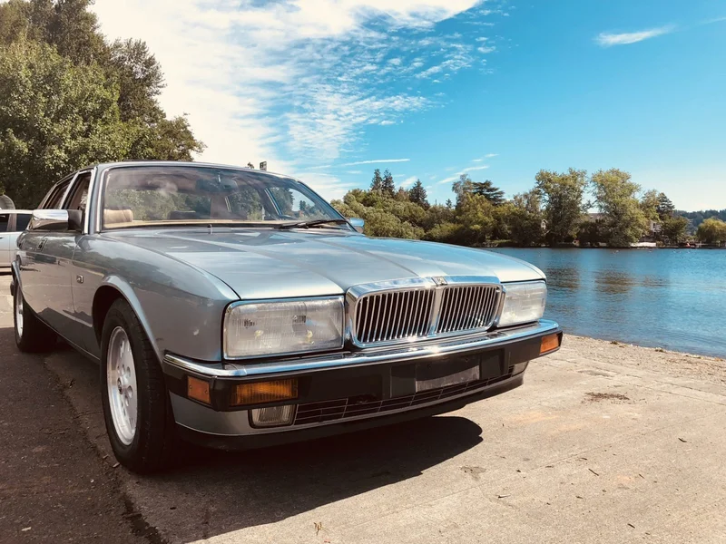 1994 Jaguar XJ6 Base 3