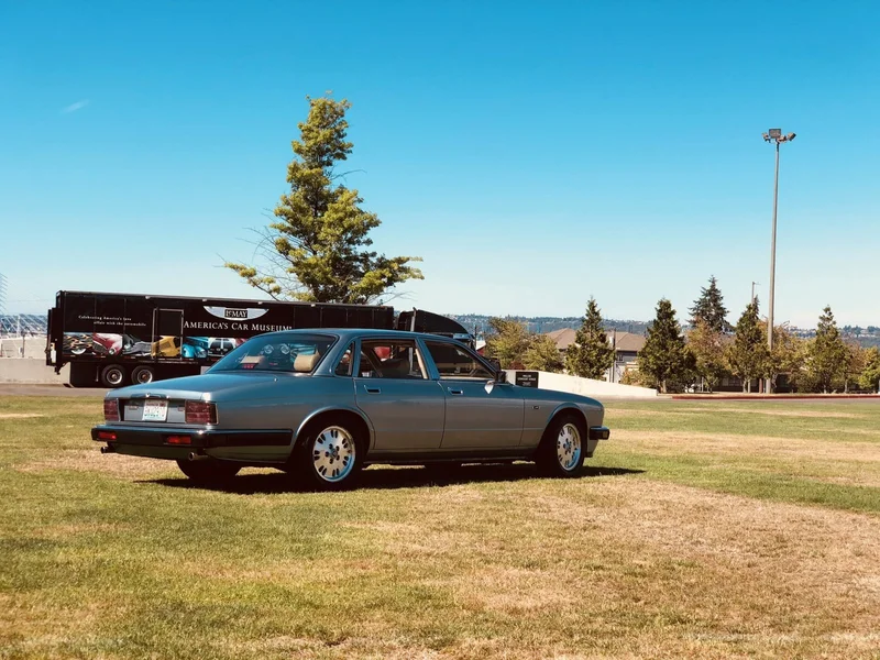 1994 Jaguar XJ6 Base 9