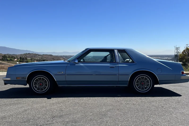 1982 Chrysler Imperial Sinatra Edition 2