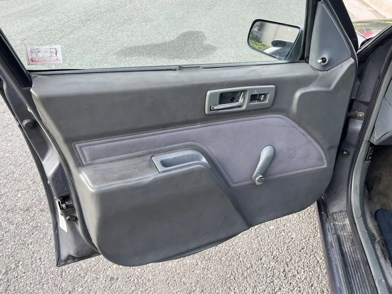 1988 Chevrolet Corsica Base 11