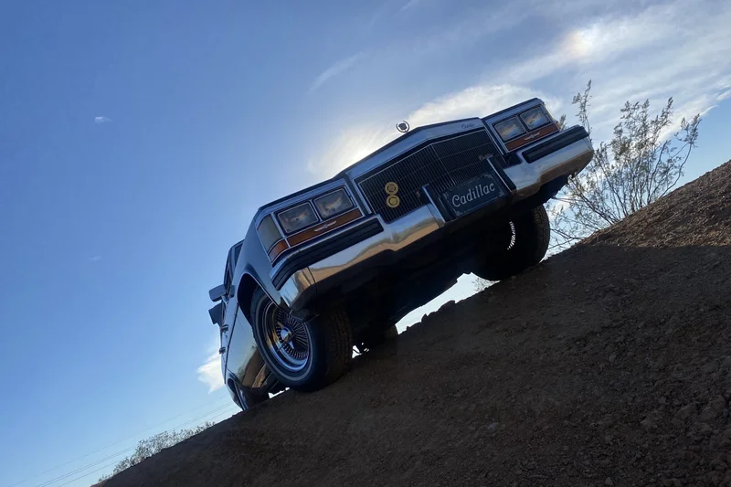 1985 Cadillac fleetwood Brougham 3