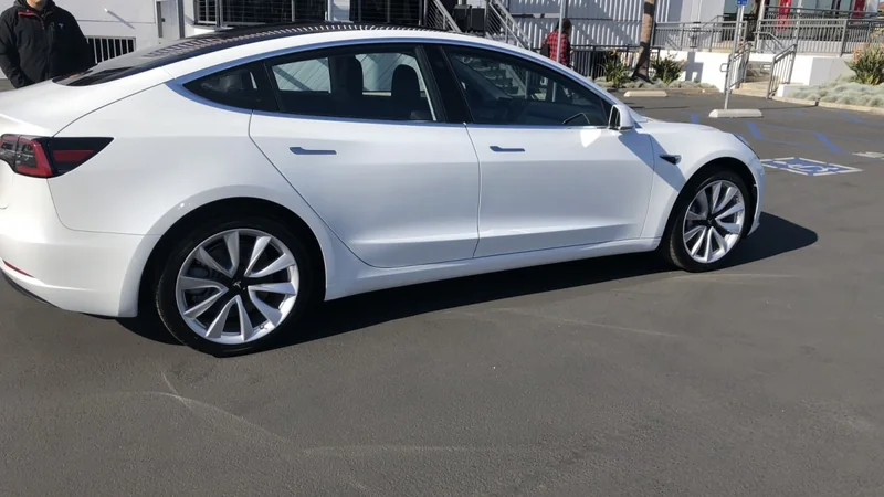 2018 Tesla Model 3 8