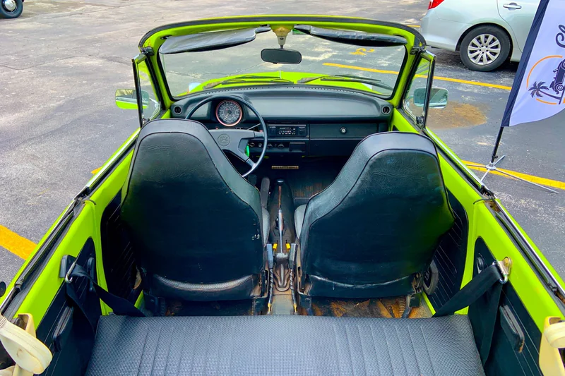 1973 Volkswagen Super Beetle 3