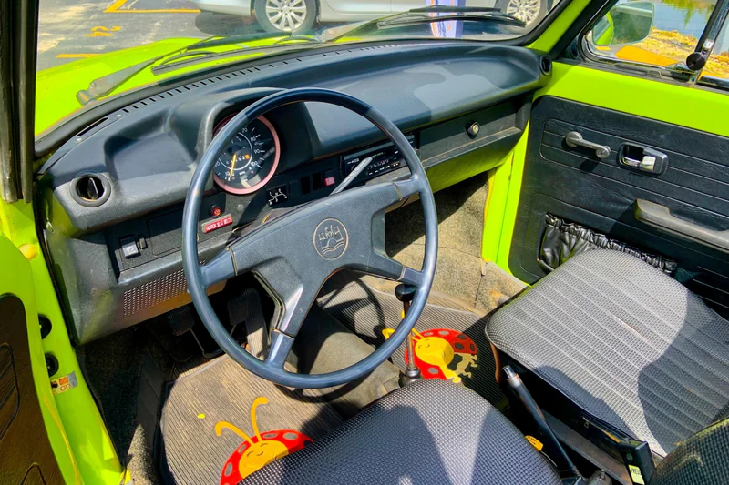 1973 Volkswagen Super Beetle 9