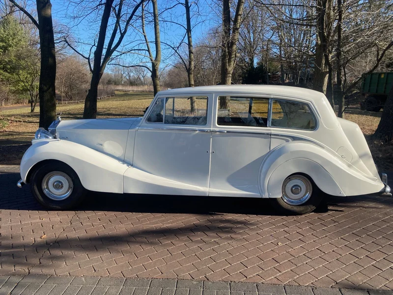 1953 Rolls-Royce Silver Wraith