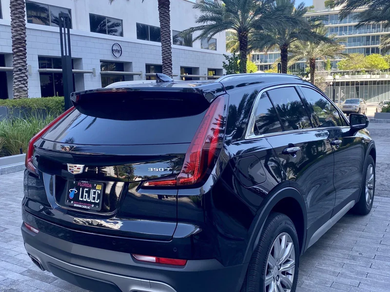 2021 Cadillac XT4 Premium Luxury 6