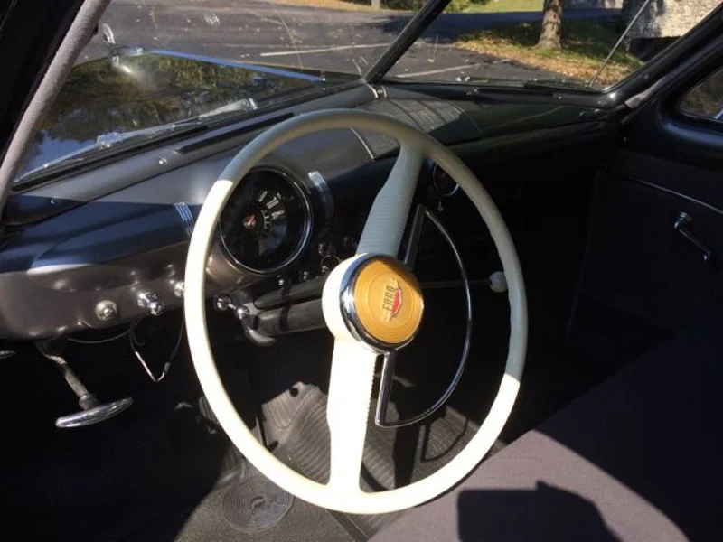 1949 Ford Custom Base 34