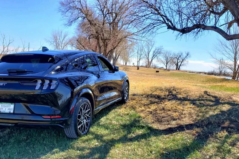 2022 Ford Mach E Select