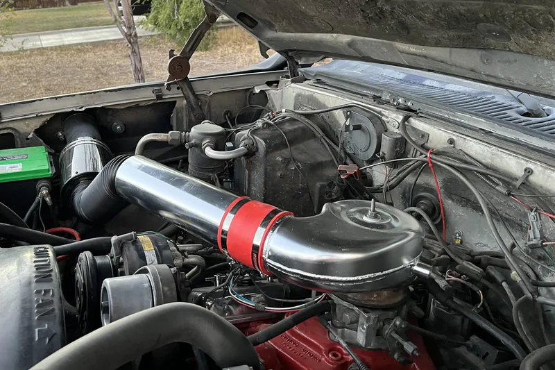 1991 Chevrolet V1500 Suburban Scottsdale 3