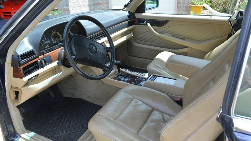 1989 Mercedes-Benz 560 SEC 2
