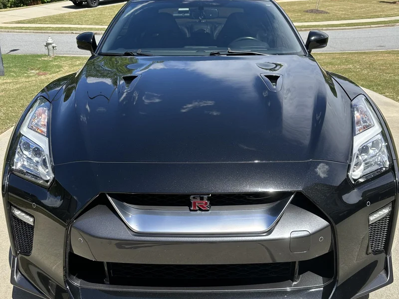 2018 Nissan GT-R Premium 9