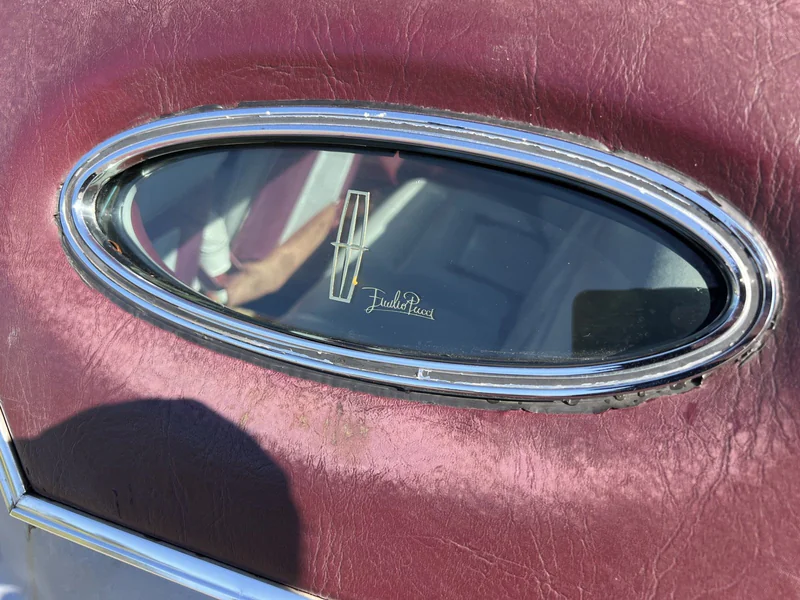 1978 Lincoln Continental Mk V Pucci Edition 3