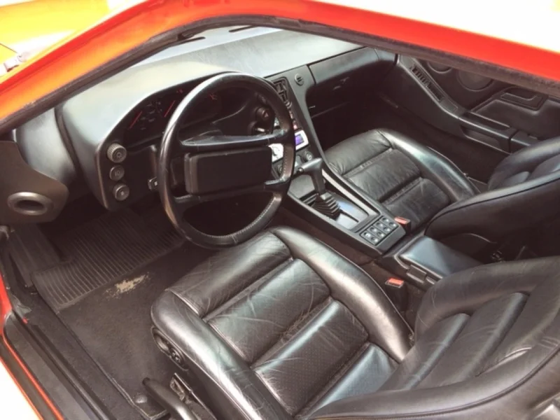 1987 Porsche 928 S4 10