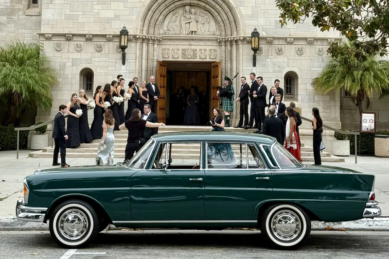 1966 Mercedes-Benz 230S in Los Angeles 8