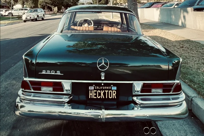 1966 Mercedes-Benz 230S in Los Angeles 12
