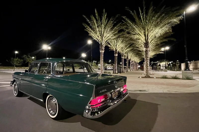 1966 Mercedes-Benz 230S in Los Angeles 11