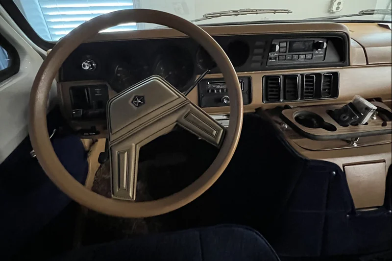 1985 Dodge B250 Fun Ways Conversion Van 9