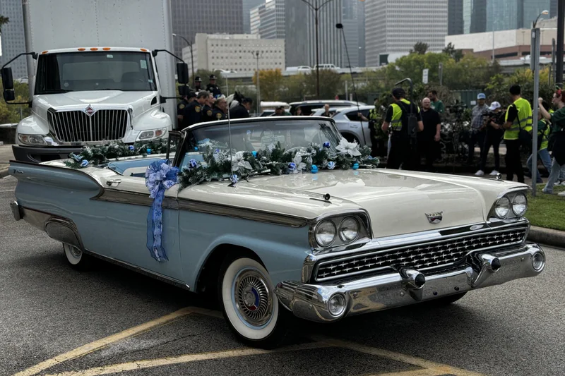 1959 Ford Galaxie Skyliner 8