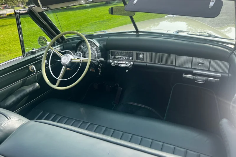 1952 Chrysler New Yorker Base 5