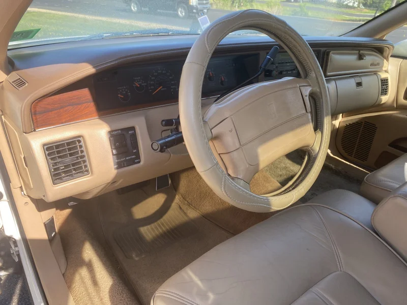 1991 Oldsmobile Custom Cruiser Base 5