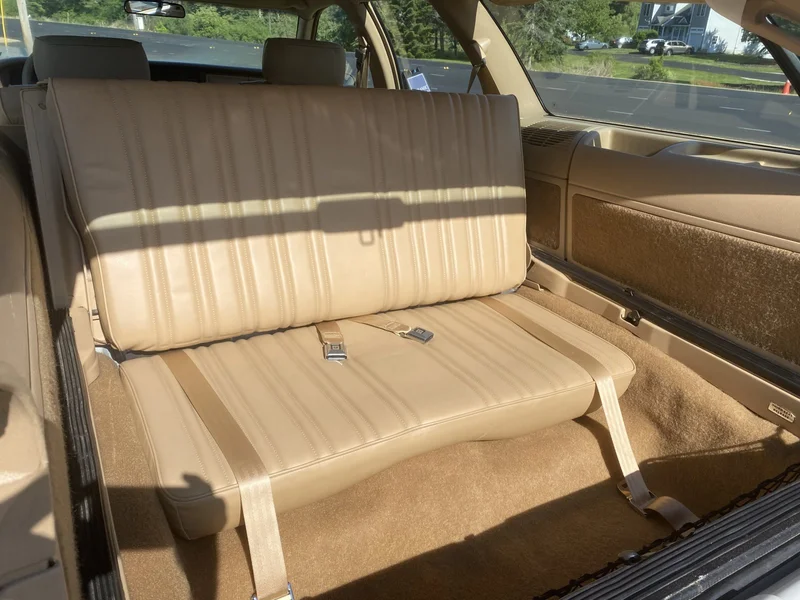 1991 Oldsmobile Custom Cruiser Base 3
