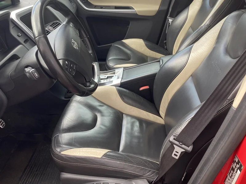 2010 Volvo XC60