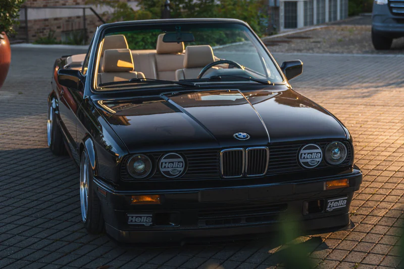 1992 BMW 325i