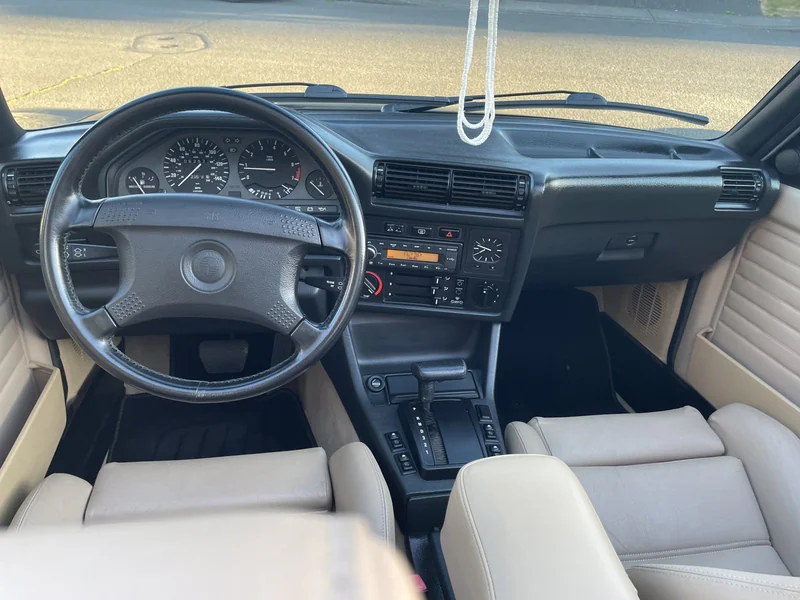 1992 BMW 325i in Kent 10
