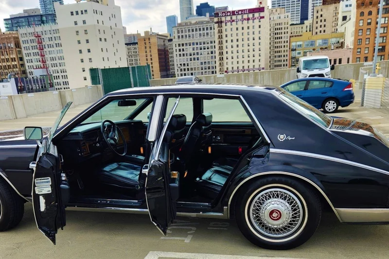 1984 Cadillac Seville Elegante 8