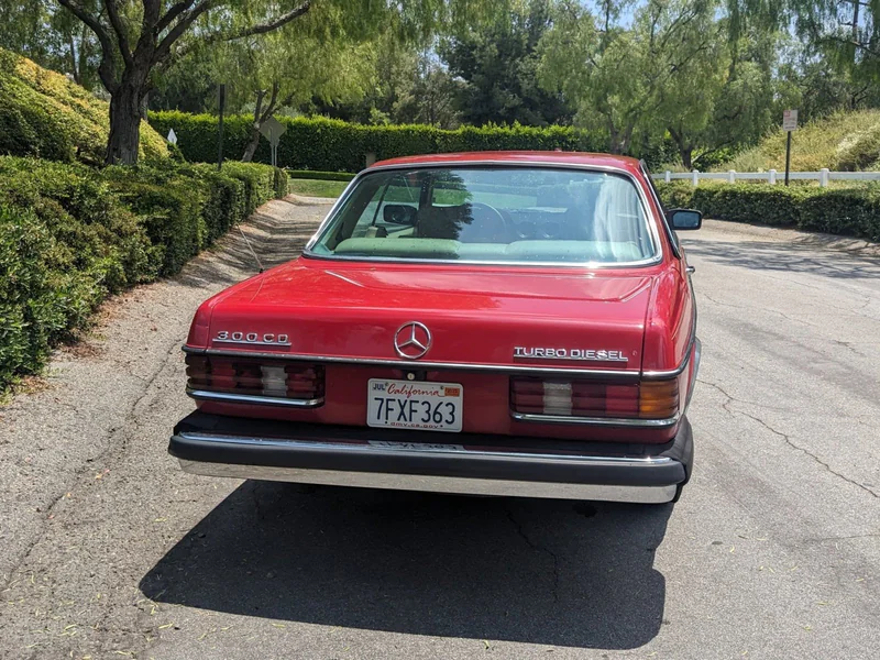 1984 Mercedes-Benz 300CD Base 7