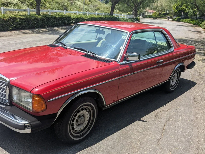 1984 Mercedes-Benz 300CD Base 9