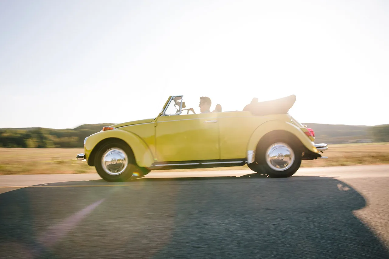 FEATURED VOLKSWAGEN BEETLES — original DriveShare photograph