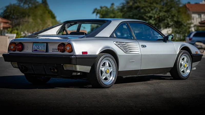 Experience Phoenix in a cool car — original DriveShare photograph